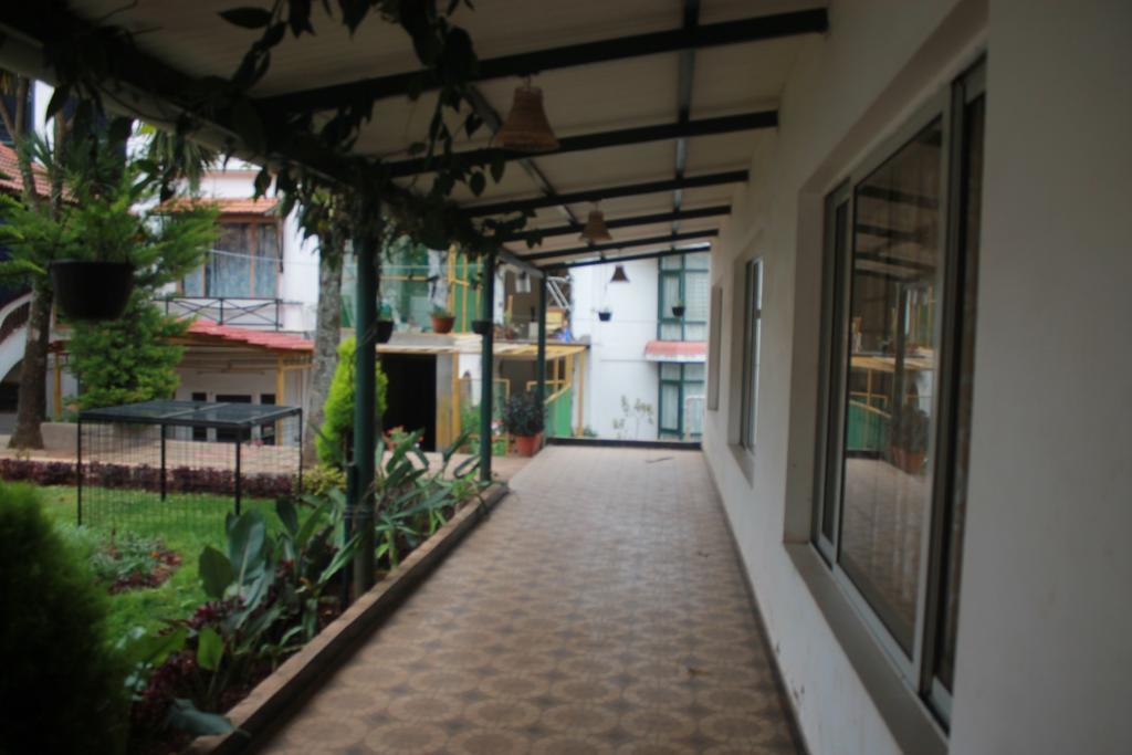 Hotel Sapphire Grand Ooty Esterno foto