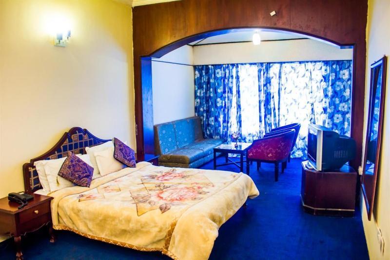 Hotel Sapphire Grand Ooty Esterno foto